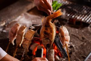 原始焼で味わいながらお話しませんか？🔥