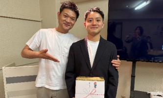 【毎月の恒例】親方からプレゼント🎁絆が深まる誕生日会！