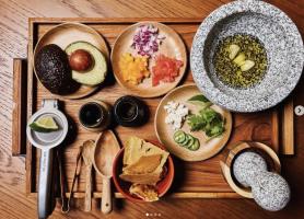 【石臼で仕上げる出来立ての誘惑!名物BATIDA風ワカモレ】