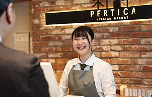 ニラックス株式会社【すかいらーくホールディングス】 ★プライベートが充実の年間休日117日★賞与年3回！