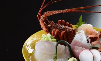 店舗紹介　~ かが万本店 ~