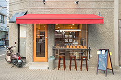 ＼国産小麦１００％のこだわりのパンを全て手作り！／