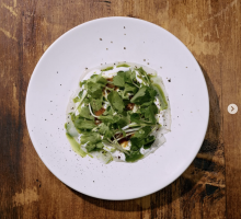 【真イカとブッラータクリームのカルパッチョ バジル香る一皿】