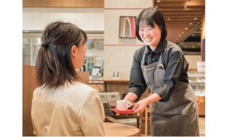 手厚い研修と温かい仲間があなたをサポートします☕