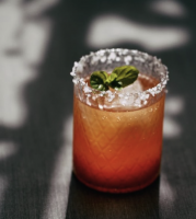 【沖縄アセロラと石垣スターフルーツの塩スプモーニ】