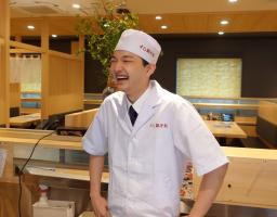 ★社員紹介★入社1年半で店長に！努力が正当に評価される！