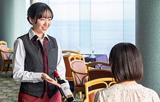 アイコニア・ホスピタリティ株式会社 将来のアナタがきっと笑顔になれる『ホテル運営のエキスパート企業』