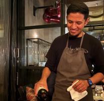 ー社員インタビューTATA　サービスー