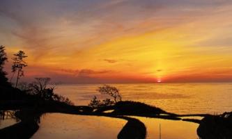 かが万の味の源。