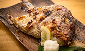 鯛のカブト焼き
