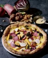 【ライブ感満載！とろとろピッツァ・チーズフォンデュ】