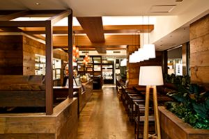 ＼熊谷の老舗百貨店にあるPUBLIC LOUNGE！／