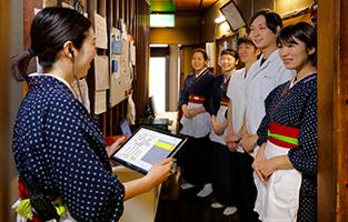 株式会社駒形どぜう みなさんと年齢が近いからこそ働きやすい環境なのは間違いありません