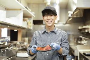 若手社員も活躍！業務スーパーを作った会社が手掛ける焼肉店★