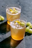 季節のカクテル：マスカット・バーボン