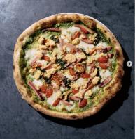 【自家製ソースのピッツァジェノベーゼ】