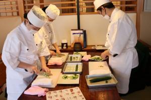 【かに道楽】新入社員研修(調理部）