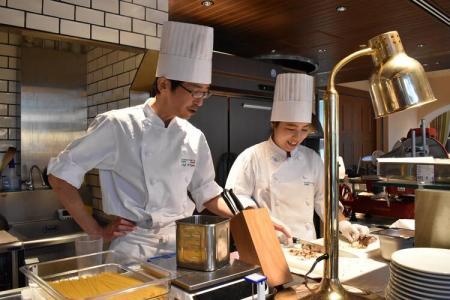 食の未来を創造し、多様なライフスタイルに寄り添うレストラン企業です