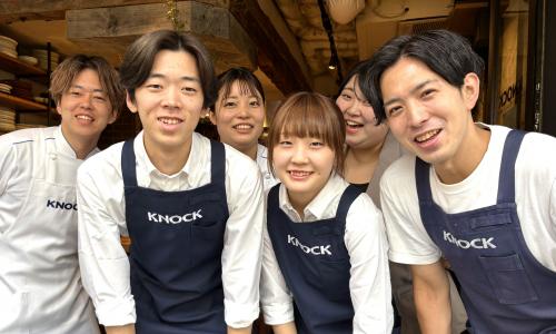 本気で学べる！基礎とクリエイティブ力両方手に入れよう◎
生産者訪問・社外研修や講習会でレベルアップ！
月9日休みです。