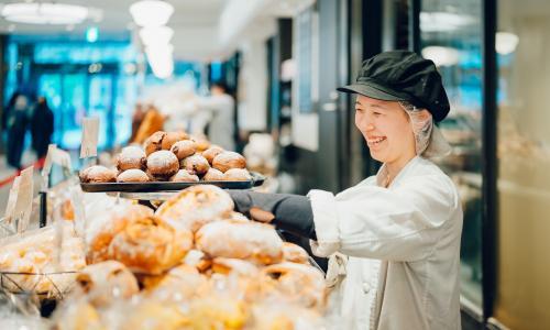 安定性抜群◎挑戦できる風土有！　カフェ、ベーカリー、レストラン‥多様な業態・ブランドを展開する企業