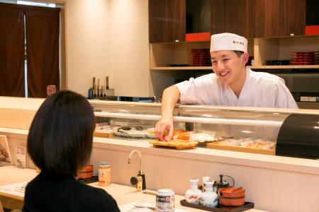 正統派～カジュアルまで多様なカタチの鮨・和食を提供する飲食企業！
新規出店強化中、若手が笑顔で活躍する安定＆将来性が有り