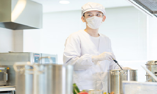 おいしいって、うれしい!
株式会社アルベルでは、みんなの笑顔の素をつくっています