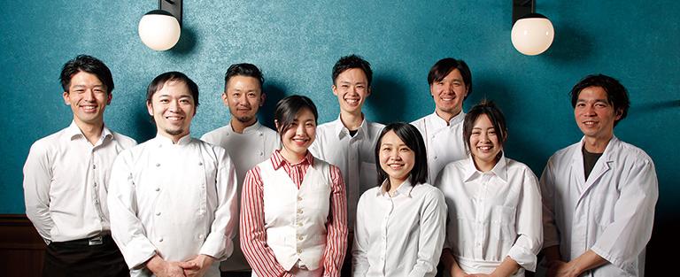 2017年4月入社、センターの長瀬さん。勤続18ヶ月で店長に