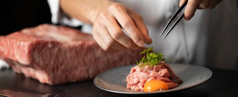 正解のない仕事を、現場からつくる