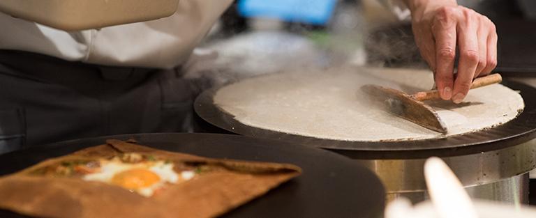 そば粉のクレープ「ガレット」について